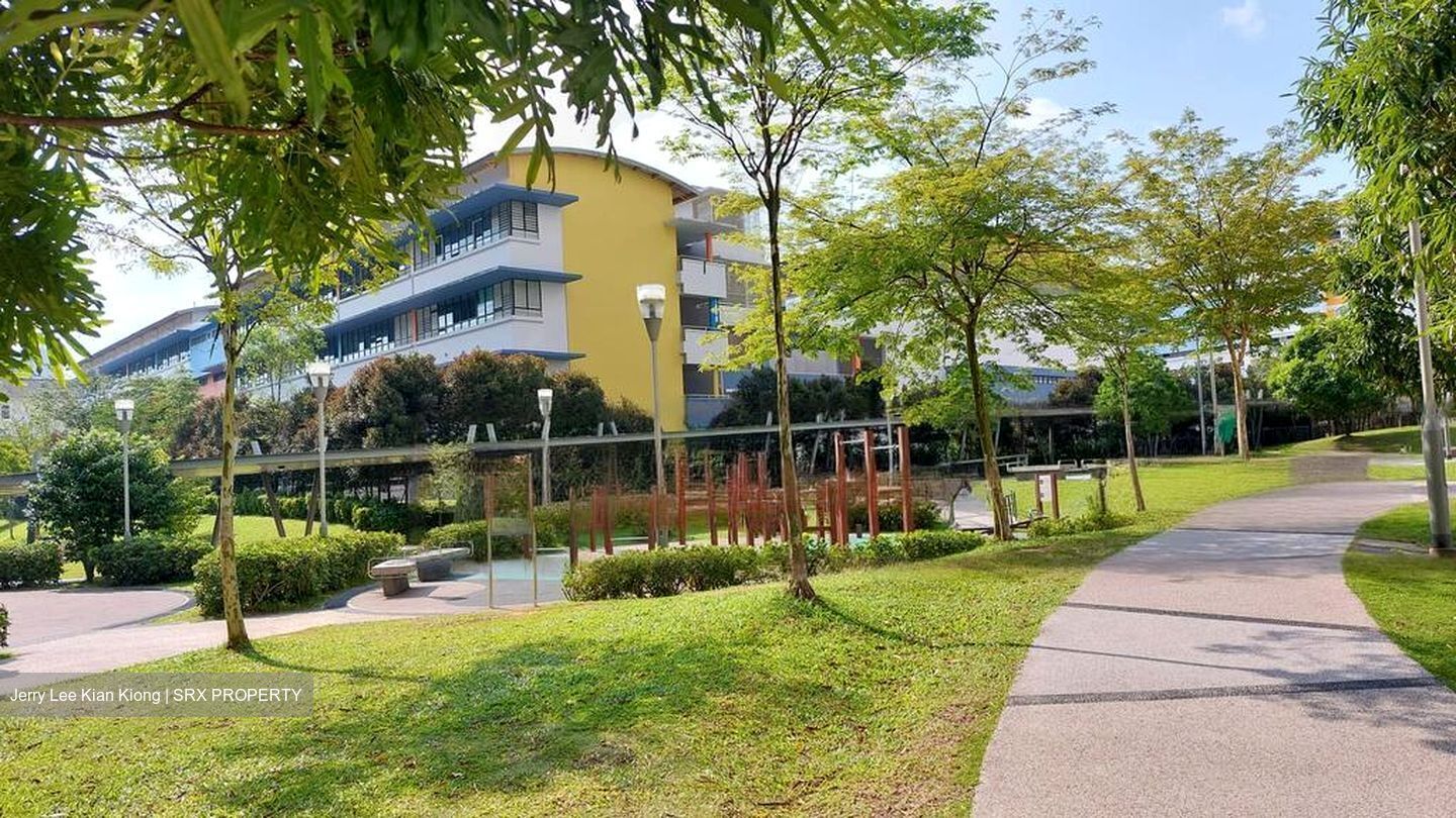 Blk 292A Skypeak @ Bukit Batok (Bukit Batok), HDB 3 Rooms #440784271